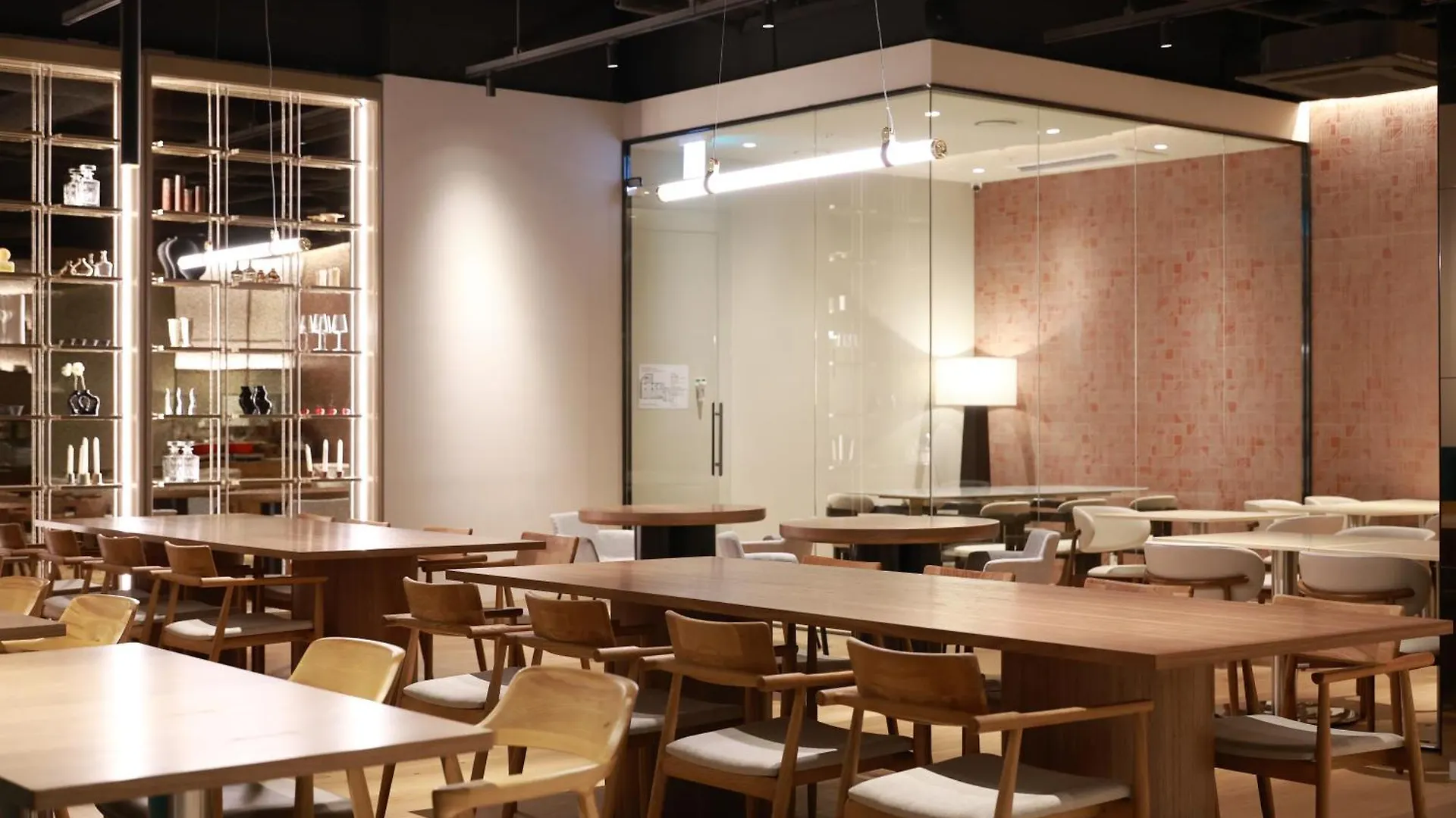 New Blanc Central Myeongdong Сеул