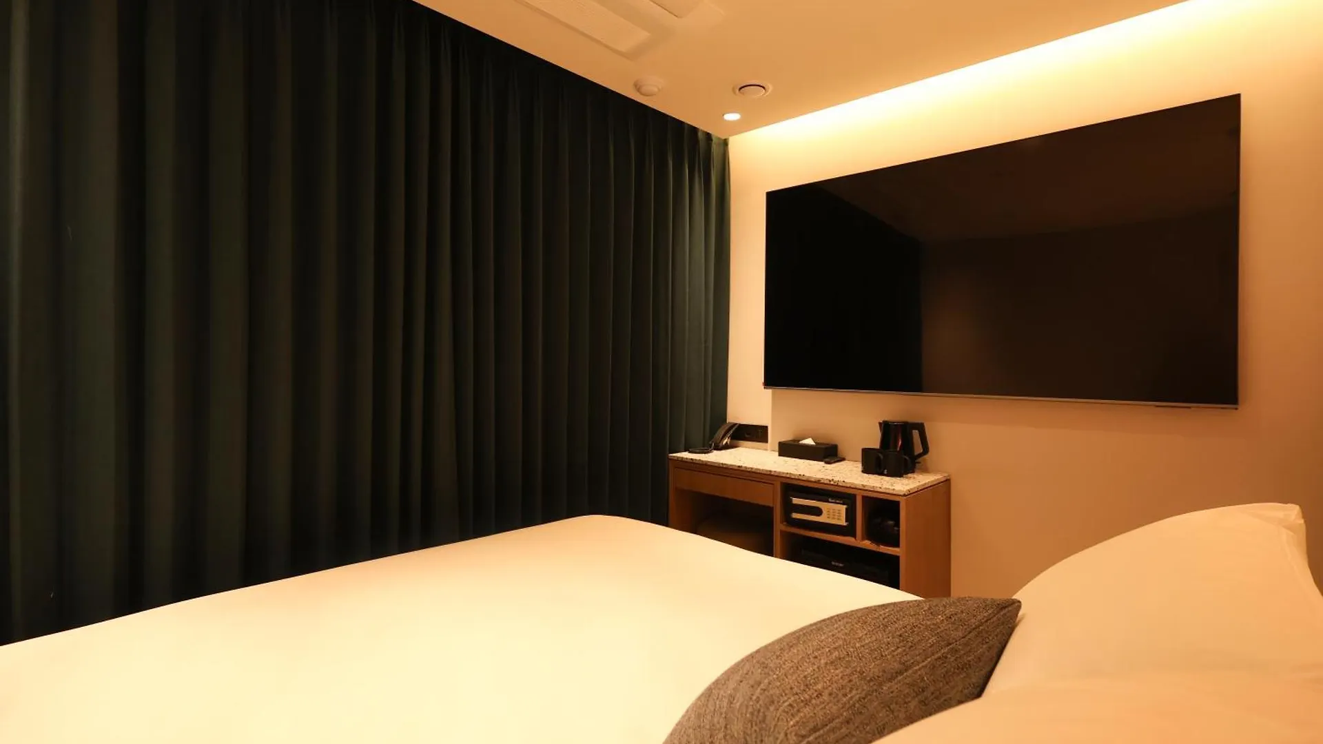 New Blanc Central Myeongdong Seoul 4*,  South Korea